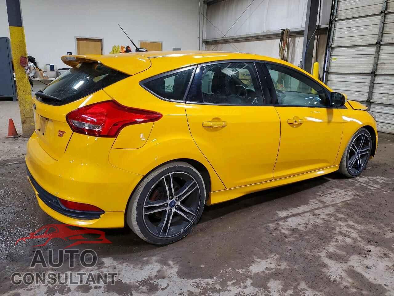 FORD FOCUS 2016 - 1FADP3L96GL370974