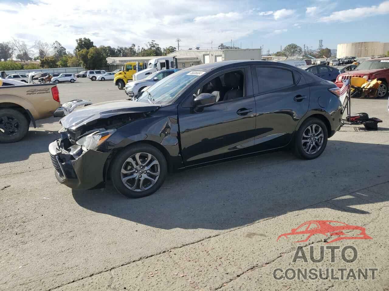 TOYOTA YARIS 2019 - 3MYDLBYV4KY500399
