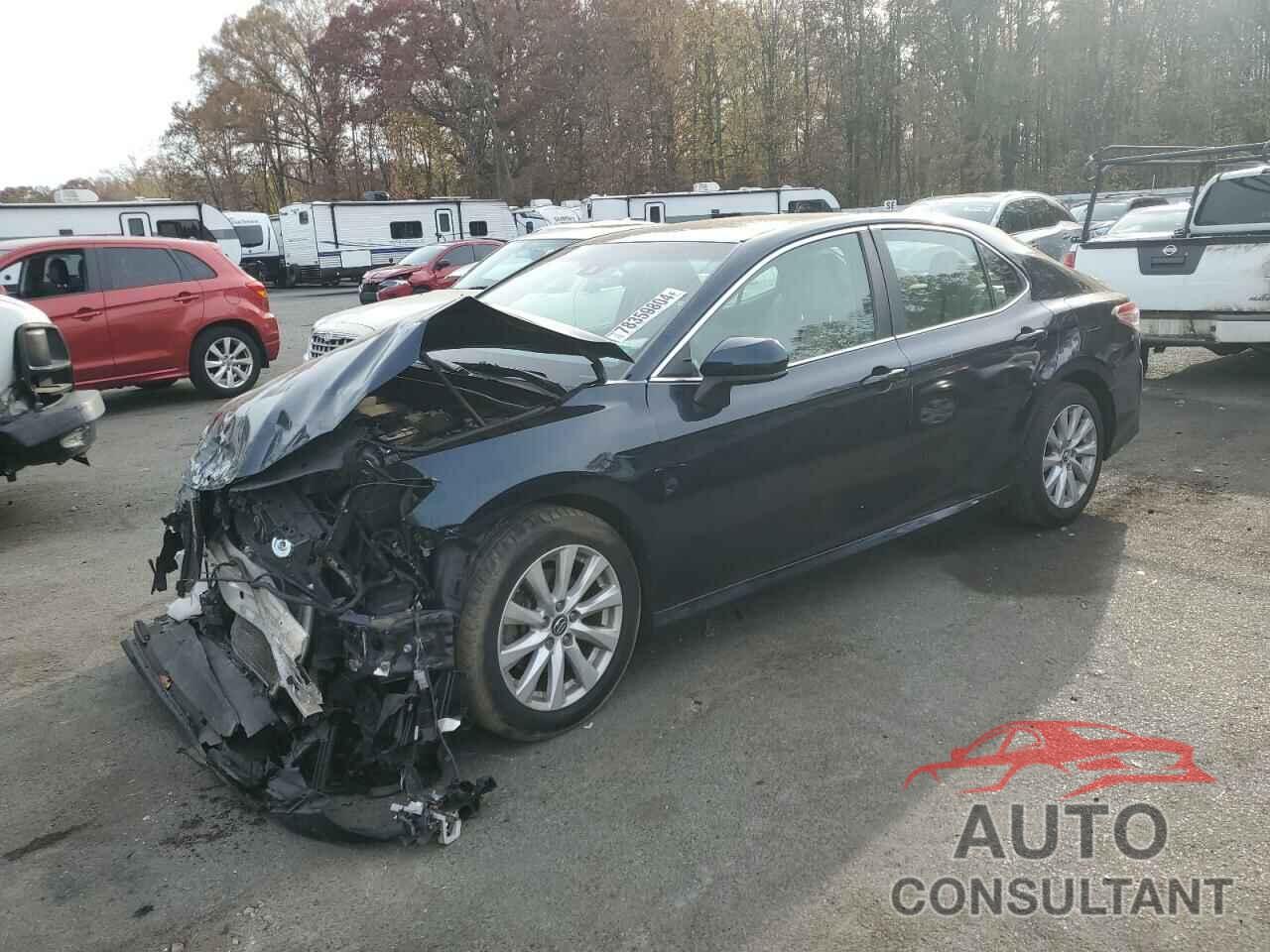 TOYOTA CAMRY 2018 - 4T1B11HK2JU569911