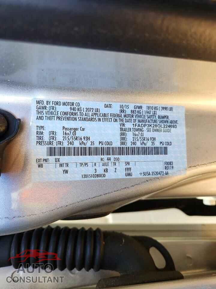 FORD FOCUS SE 2016 - 1FADP3K28GL224693