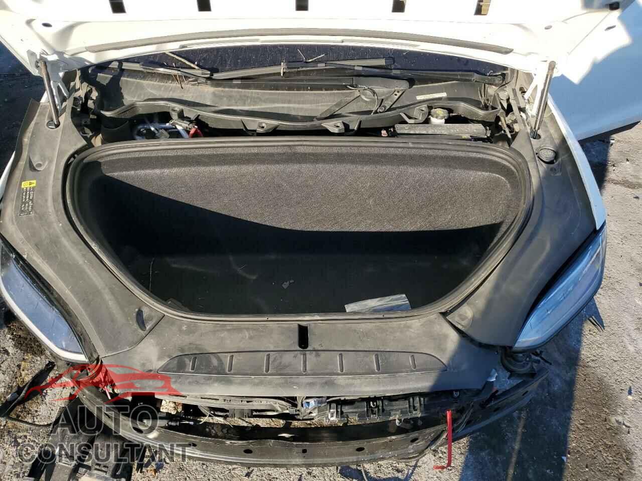 TESLA MODEL X 2018 - 5YJXCBE2XJF126560