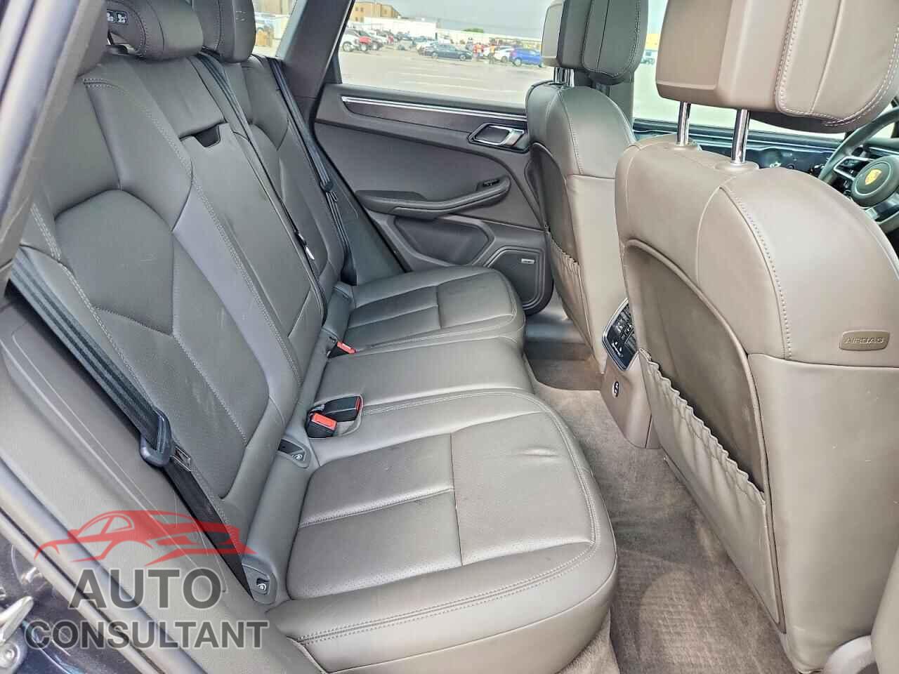 PORSCHE MACAN 2021 - WP1AG2A52MLB53472
