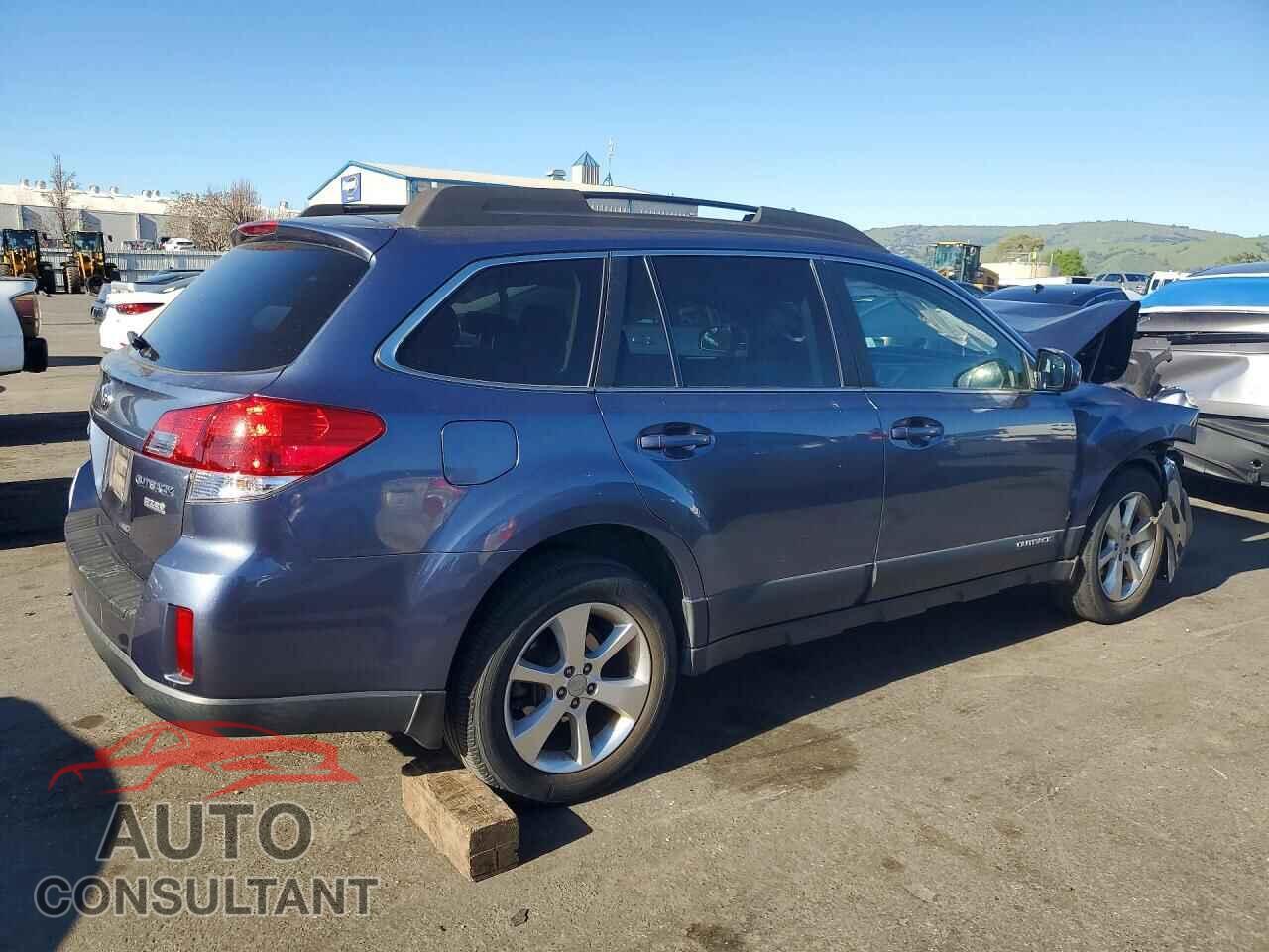 SUBARU OUTBACK 2013 - 4S4BRBGC3D3273525
