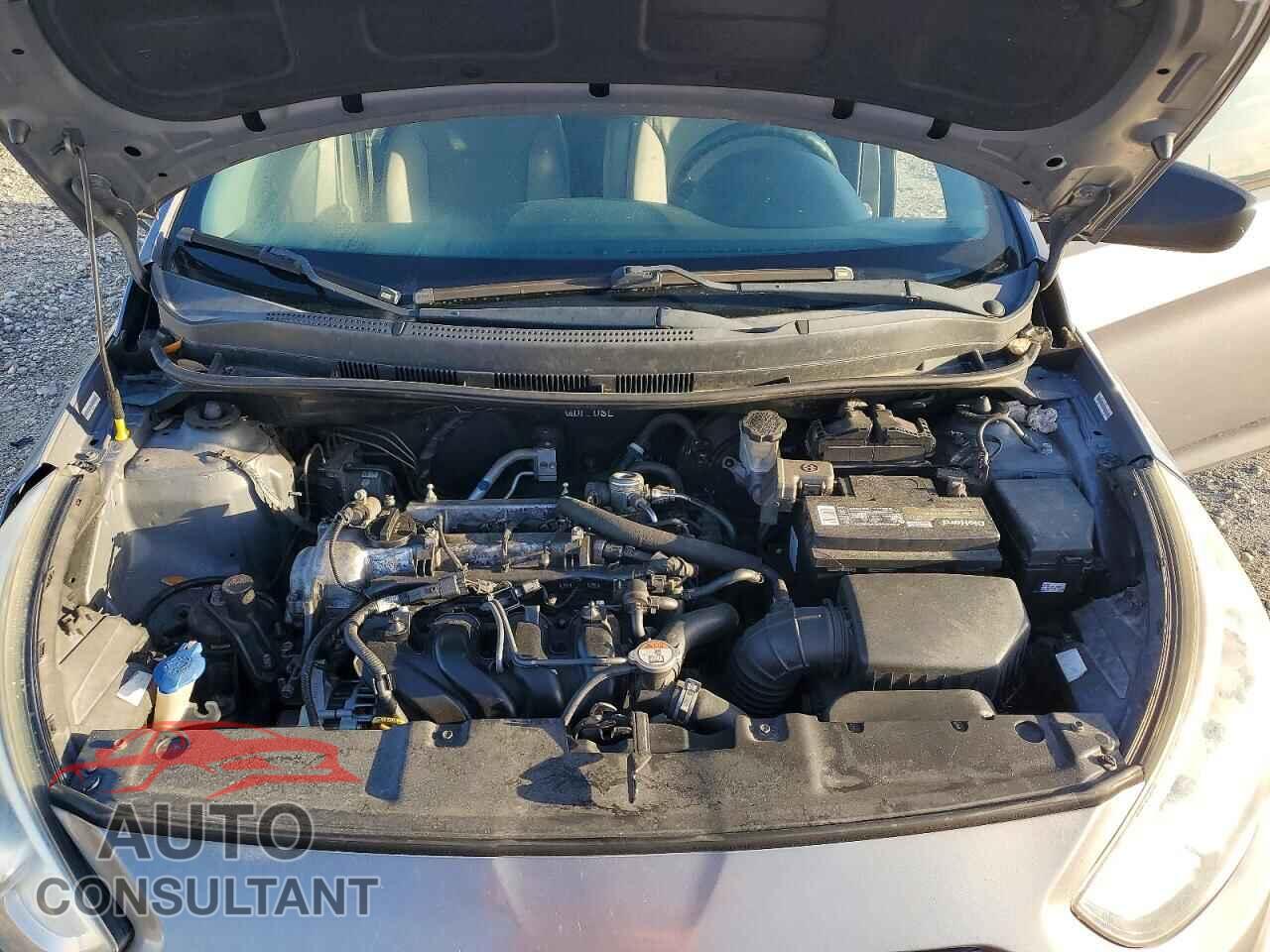 HYUNDAI ACCENT 2015 - KMHCT4AE6FU800823