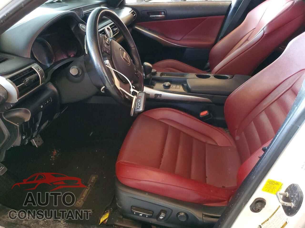LEXUS IS 2016 - JTHBA1D23G5009276