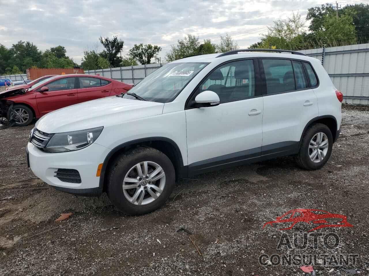 VOLKSWAGEN TIGUAN 2017 - WVGAV7AX7HK030540