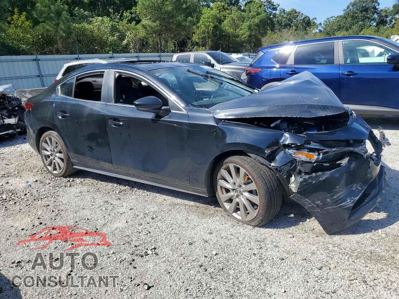 MAZDA 3 2023 - 3MZBPACM4PM359820