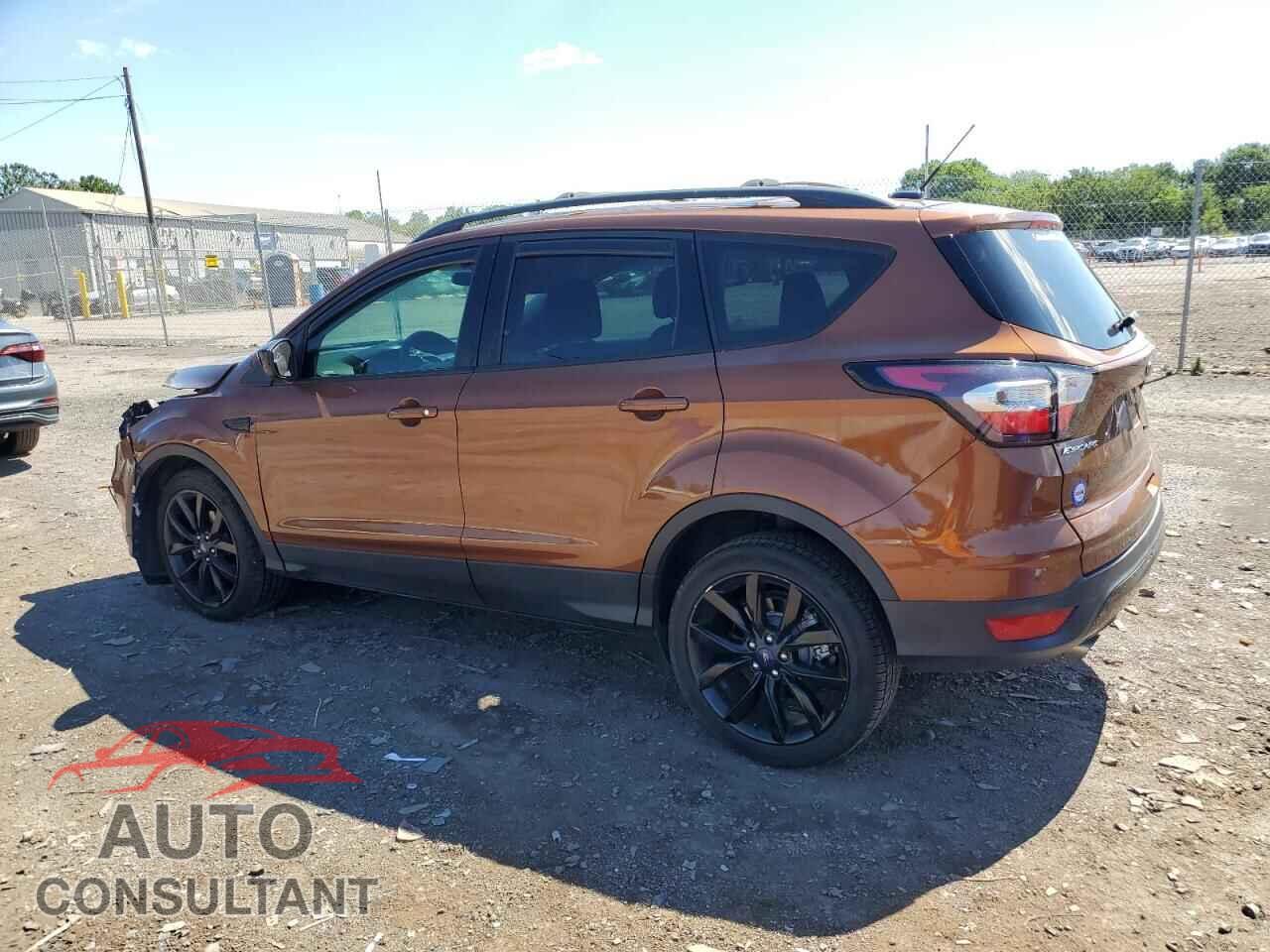 FORD ESCAPE 2017 - 1FMCU0GD4HUE86497
