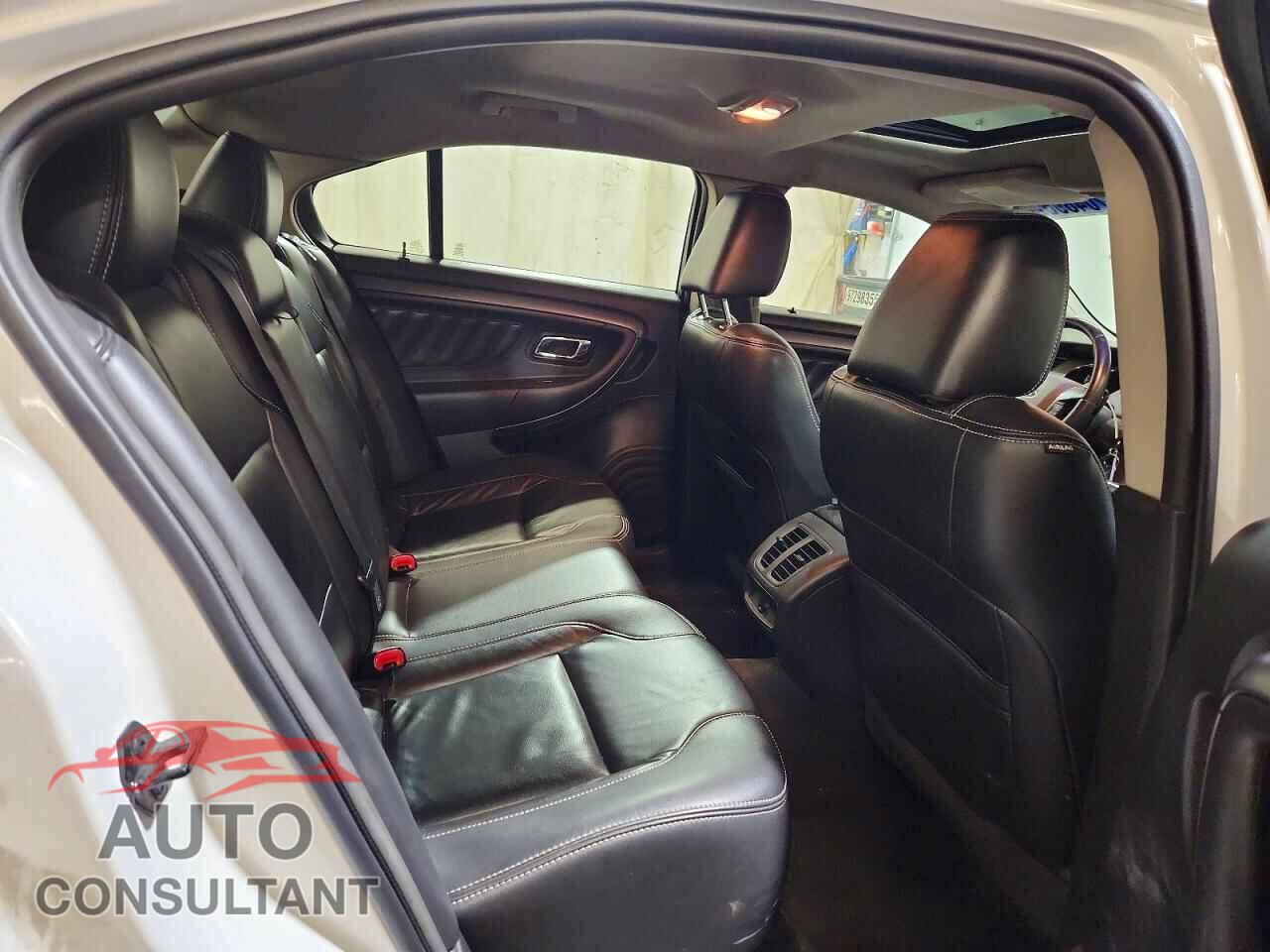 FORD TAURUS 2012 - 1FAHP2HW2CG115915