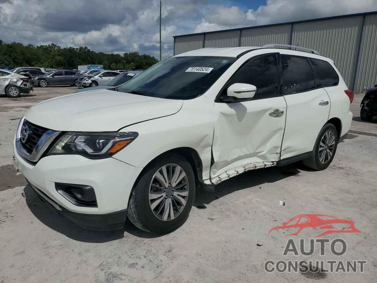 NISSAN PATHFINDER 2017 - 5N1DR2MN8HC696993