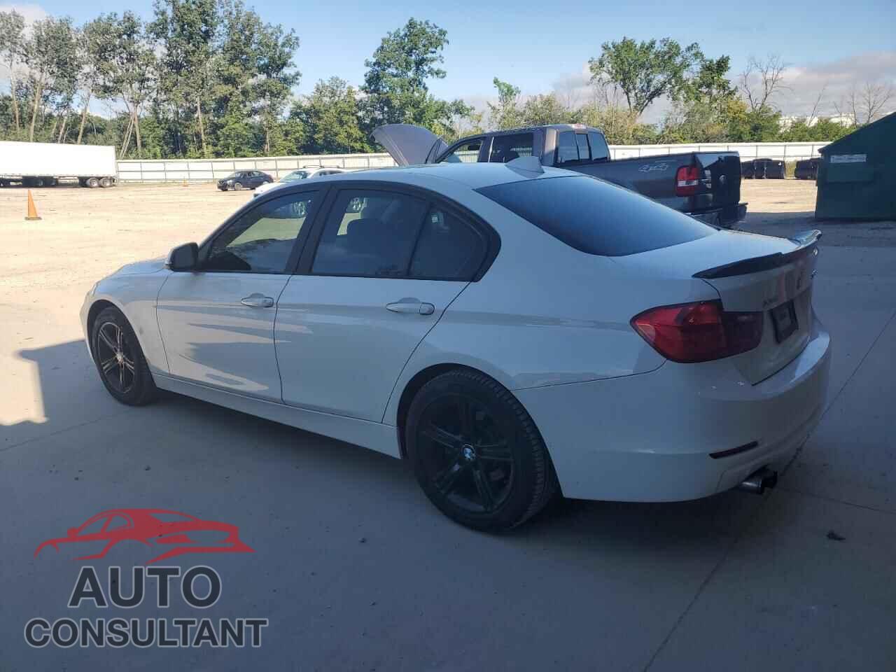 BMW 3 SERIES 2013 - WBA3B3C56DF530084