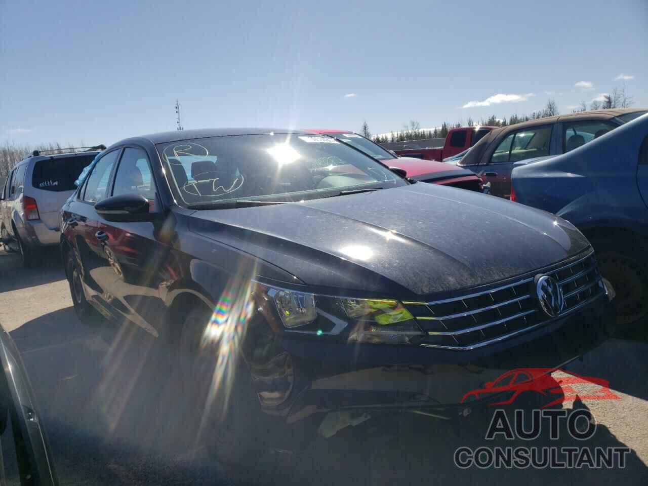 VOLKSWAGEN PASSAT 2018 - 1VWAA7A32JC031301