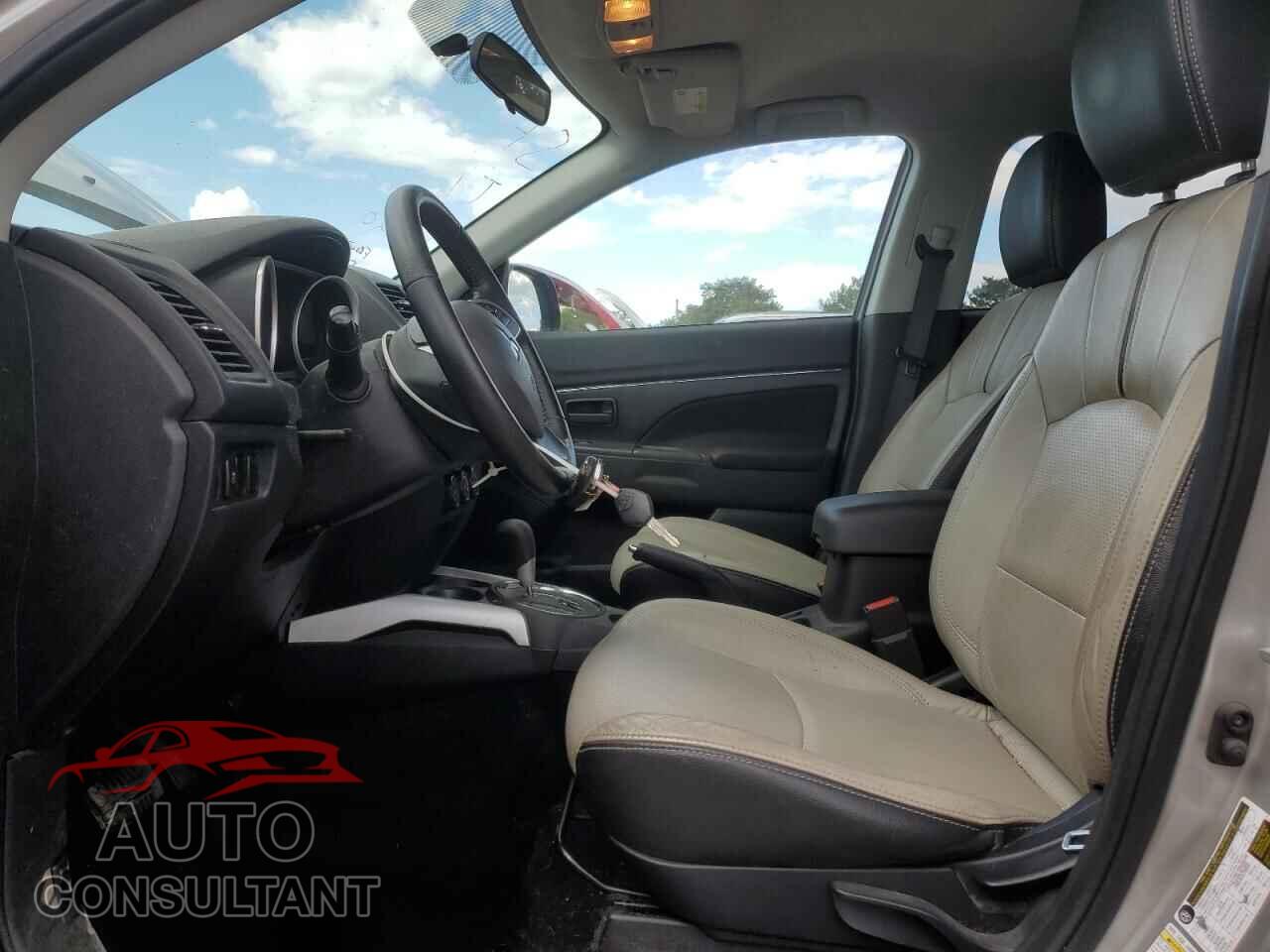 MITSUBISHI OUTLANDER 2014 - 4A4AP3AU0EE024689