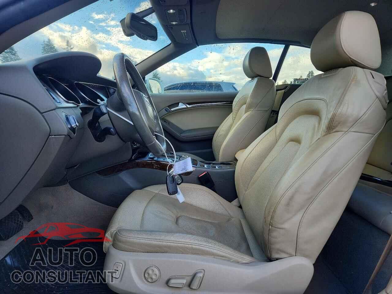AUDI A5 2011 - WAUVFAFH1BN001653