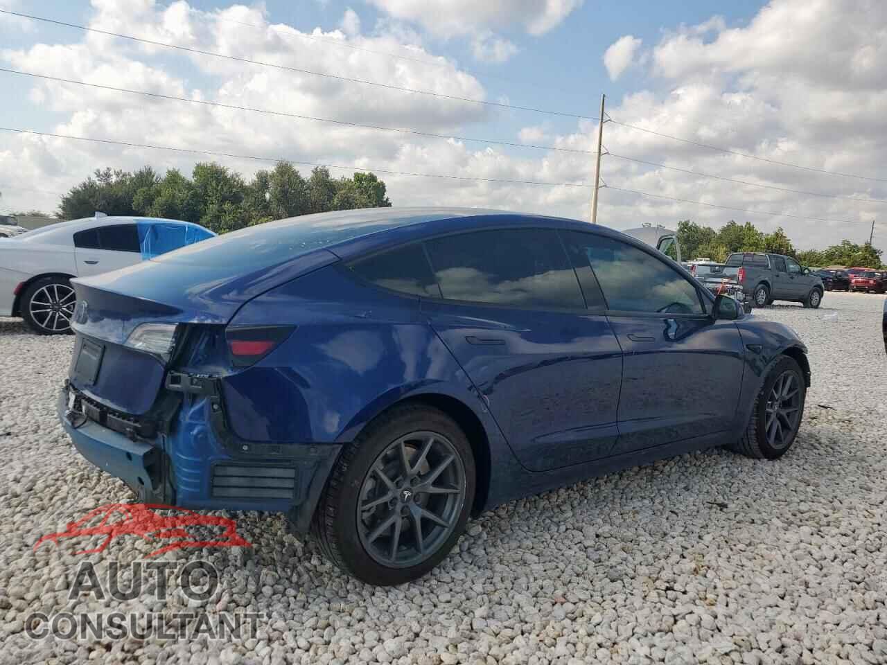 TESLA MODEL 3 2022 - 5YJ3E1EA1NF331412