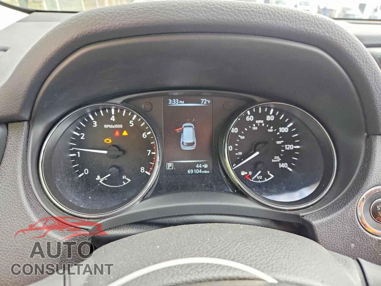 NISSAN ROGUE 2017 - 5N1AT2MV8HC750622