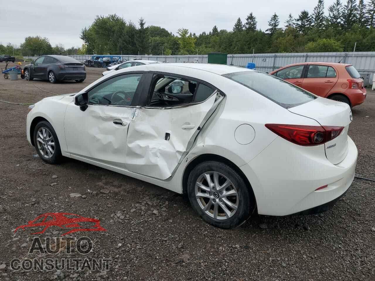 MAZDA 3 2018 - JM1BN1V72J1176520