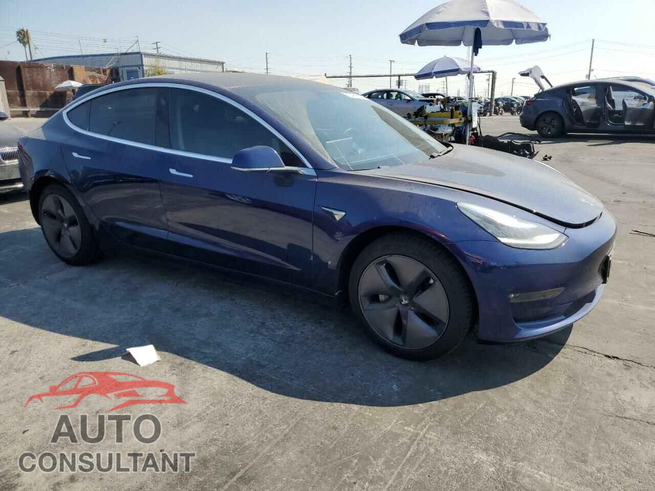 TESLA MODEL 3 2018 - 5YJ3E1EA8JF038617
