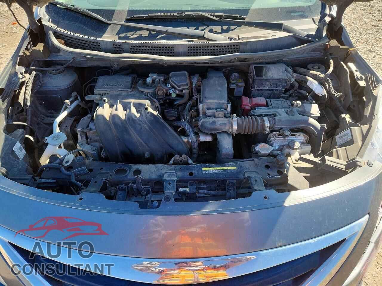 NISSAN VERSA 2017 - 3N1CN7AP3HL847342
