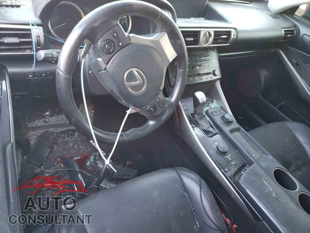 LEXUS IS 2014 - JTHCF1D29E5008524