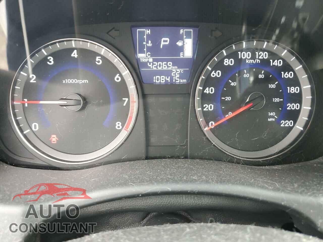 HYUNDAI ACCENT 2016 - KMHCT5AE2GU271667