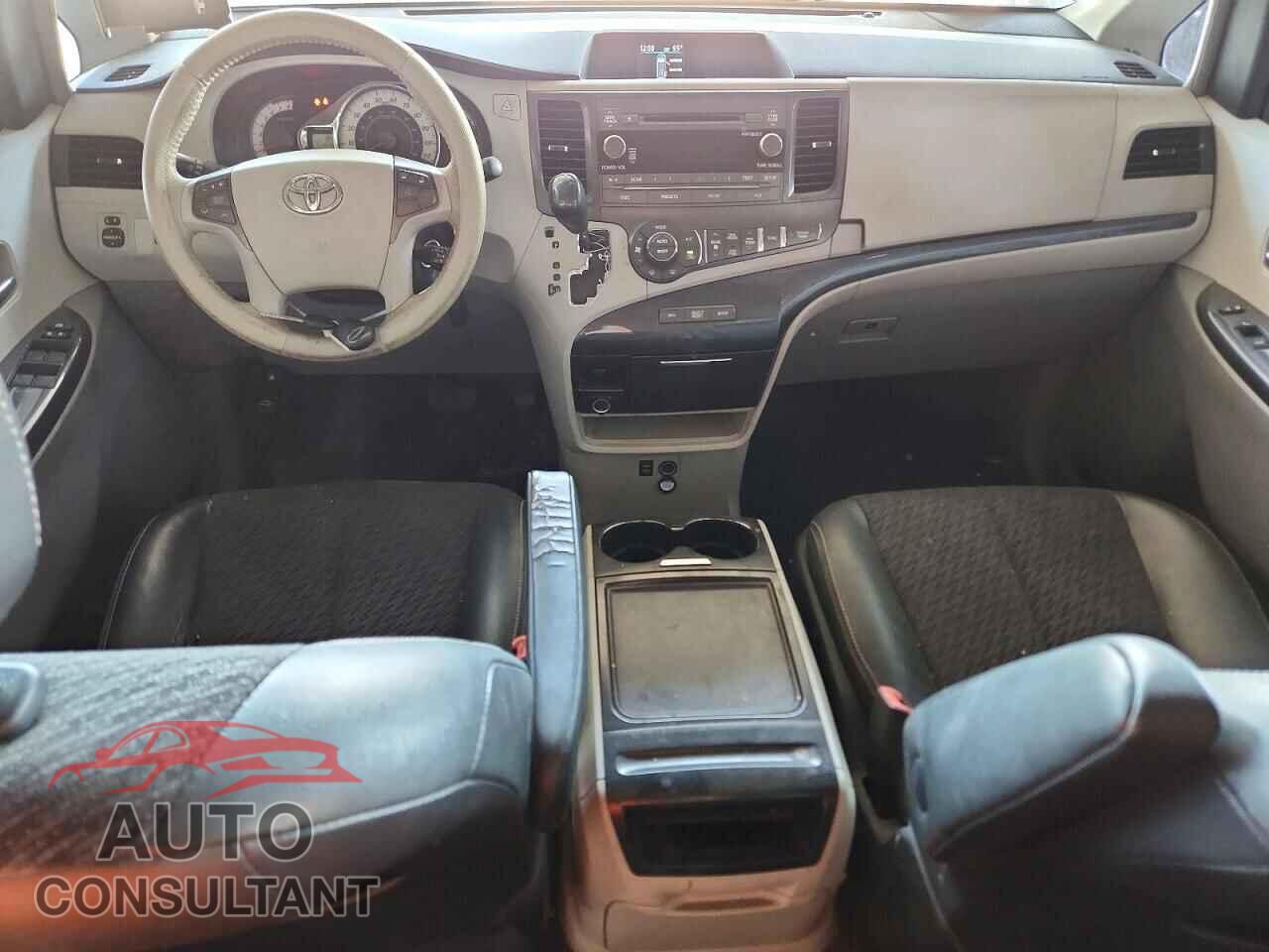 TOYOTA SIENNA 2012 - 5TDXK3DC3CS212455