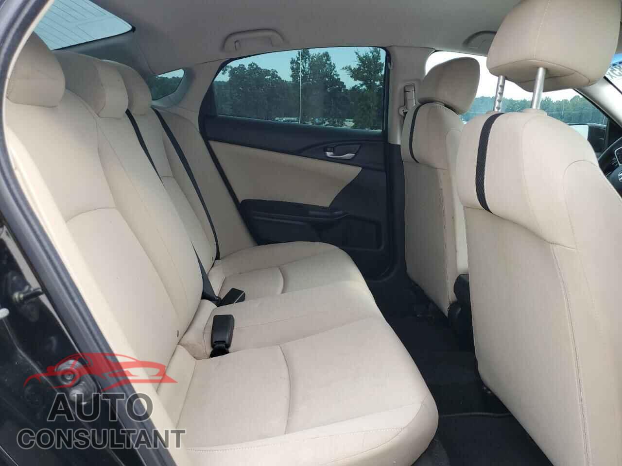 HONDA CIVIC 2018 - 2HGFC2F50JH567582