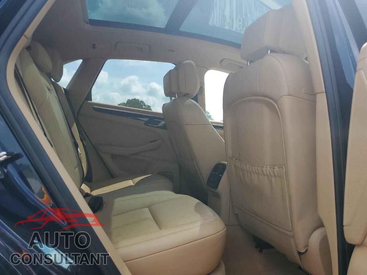 PORSCHE MACAN 2017 - WP1AG2A54HLB51227