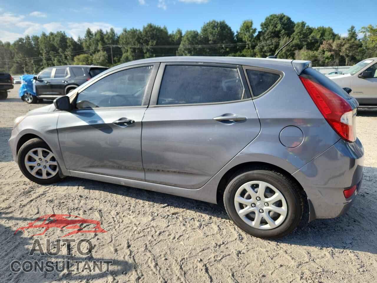 HYUNDAI ACCENT 2013 - KMHCT5AE8DU123177