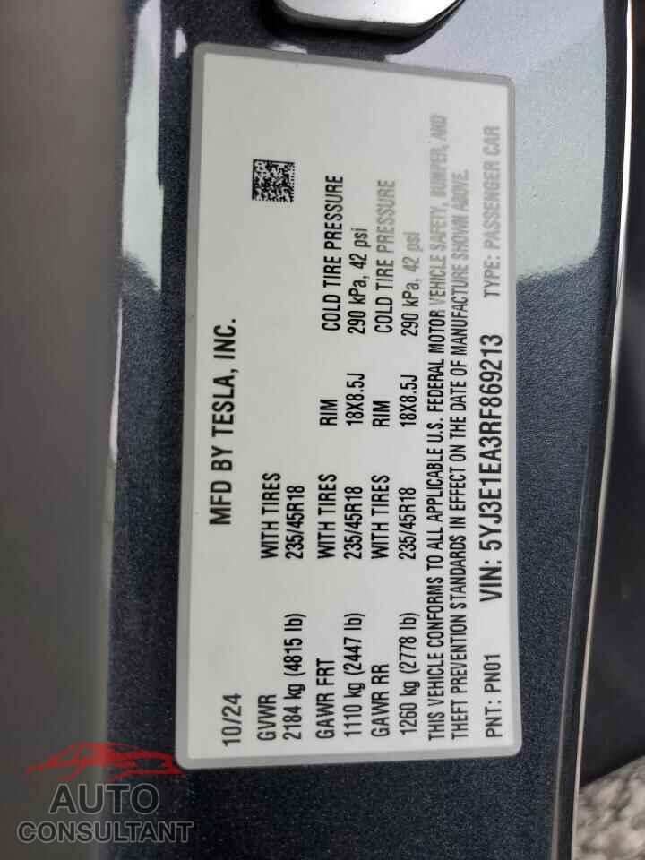 TESLA MODEL 3 2024 - 5YJ3E1EA3RF869213