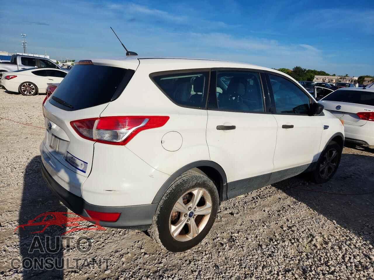 FORD ESCAPE 2014 - 1FMCU0F77EUE47832