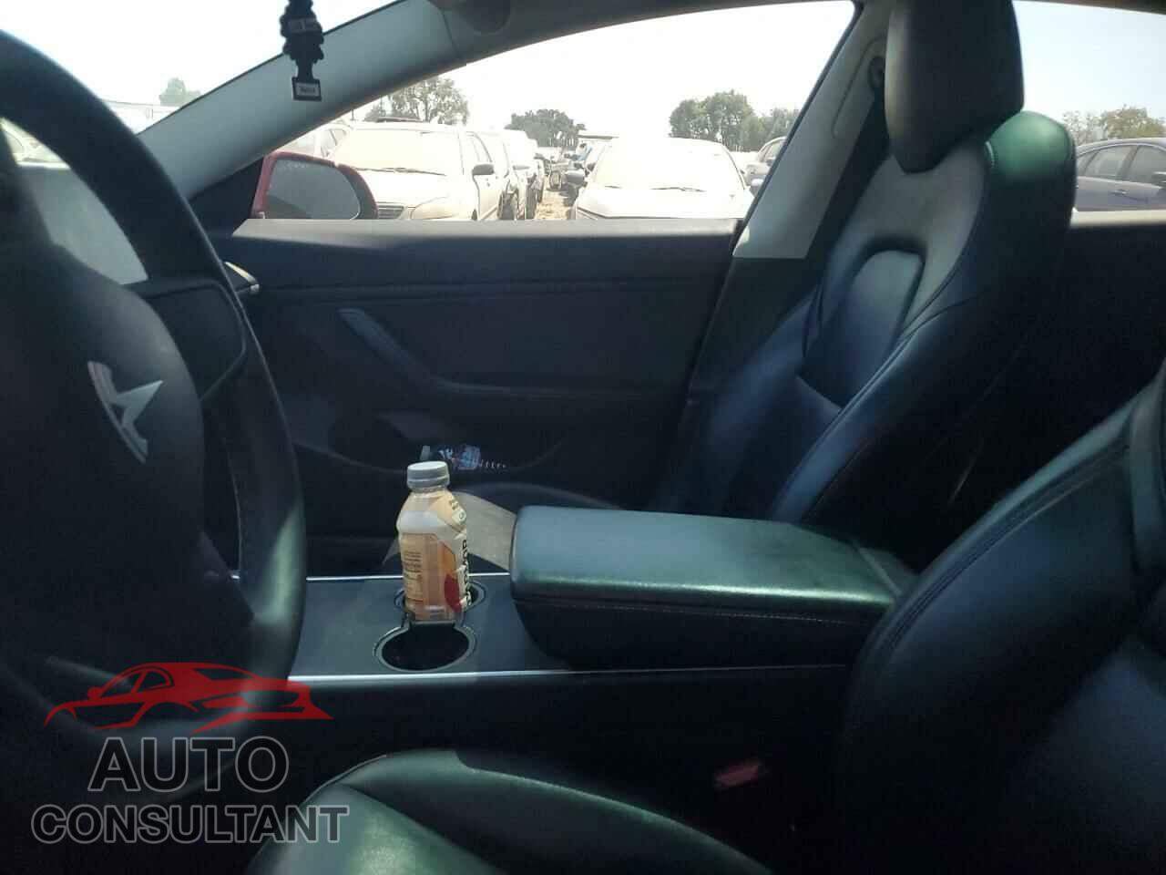 TESLA MODEL 3 2019 - 5YJ3E1EB1KF530030