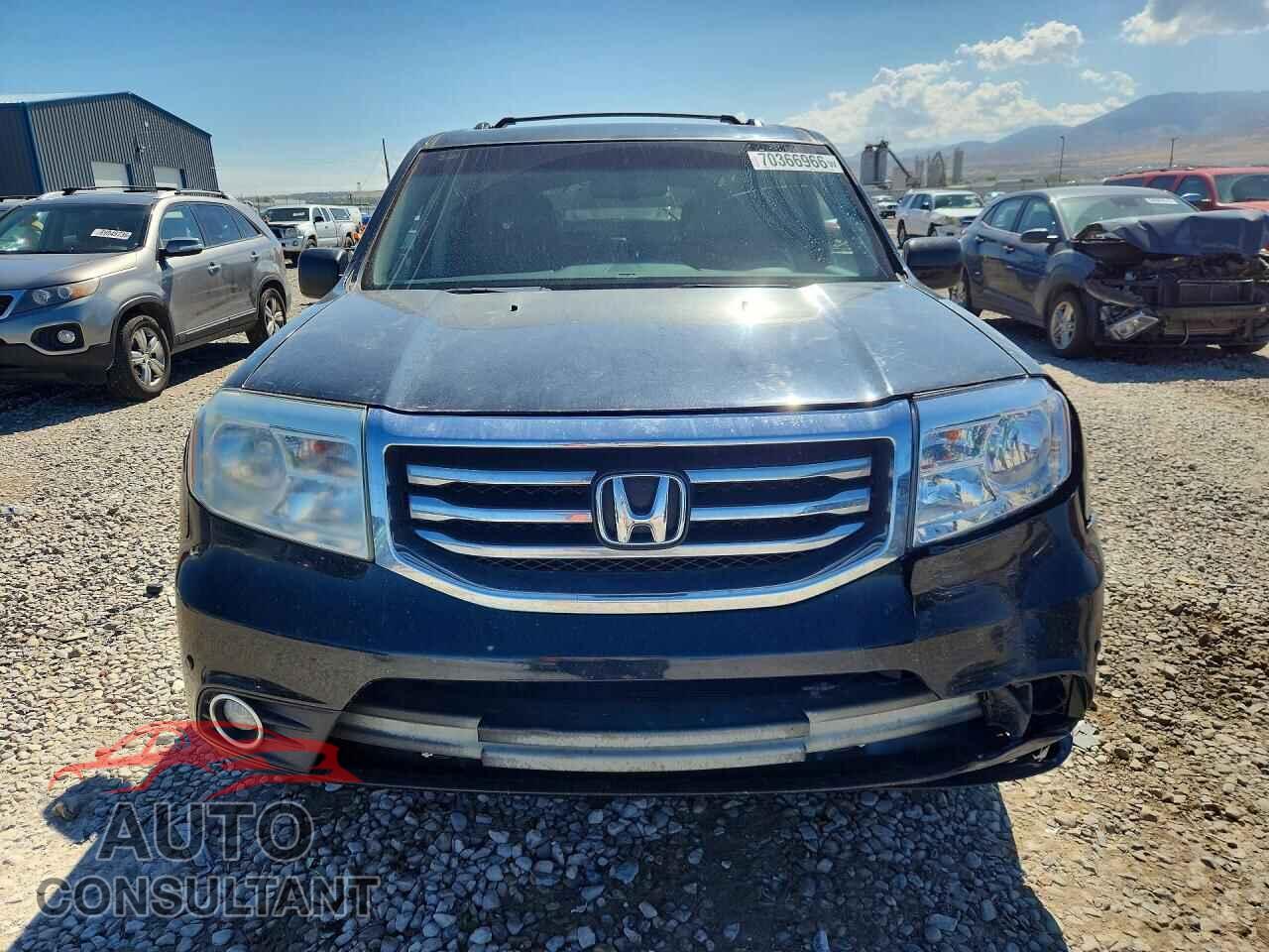 HONDA PILOT 2012 - 5FNYF4H92CB081598