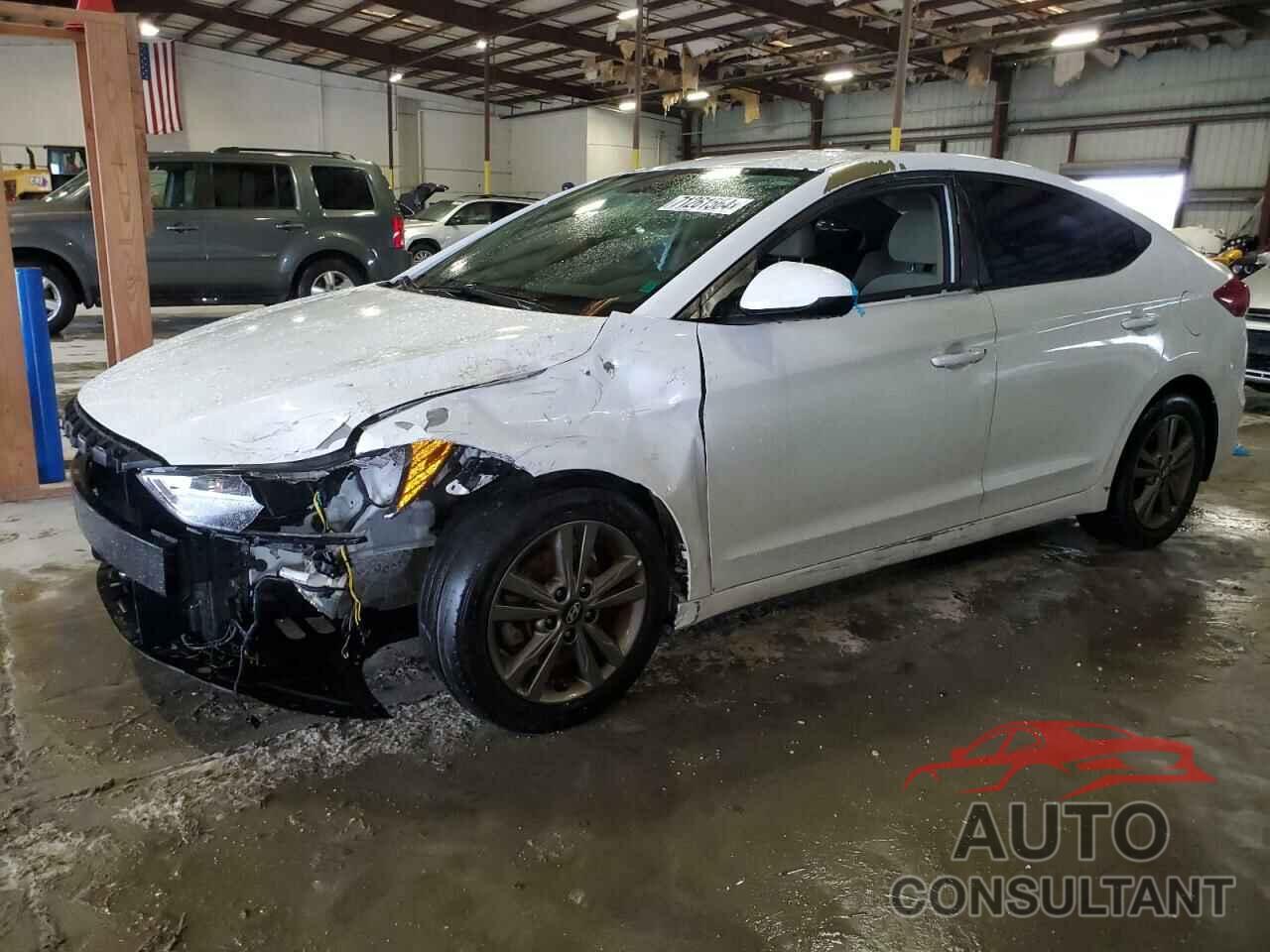 HYUNDAI ELANTRA 2018 - 5NPD84LF8JH257171