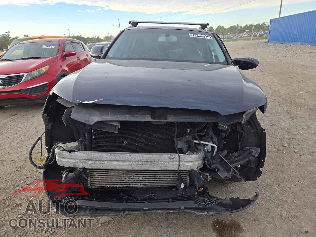 AUDI Q5 2017 - WA1C2AFP8HA054423