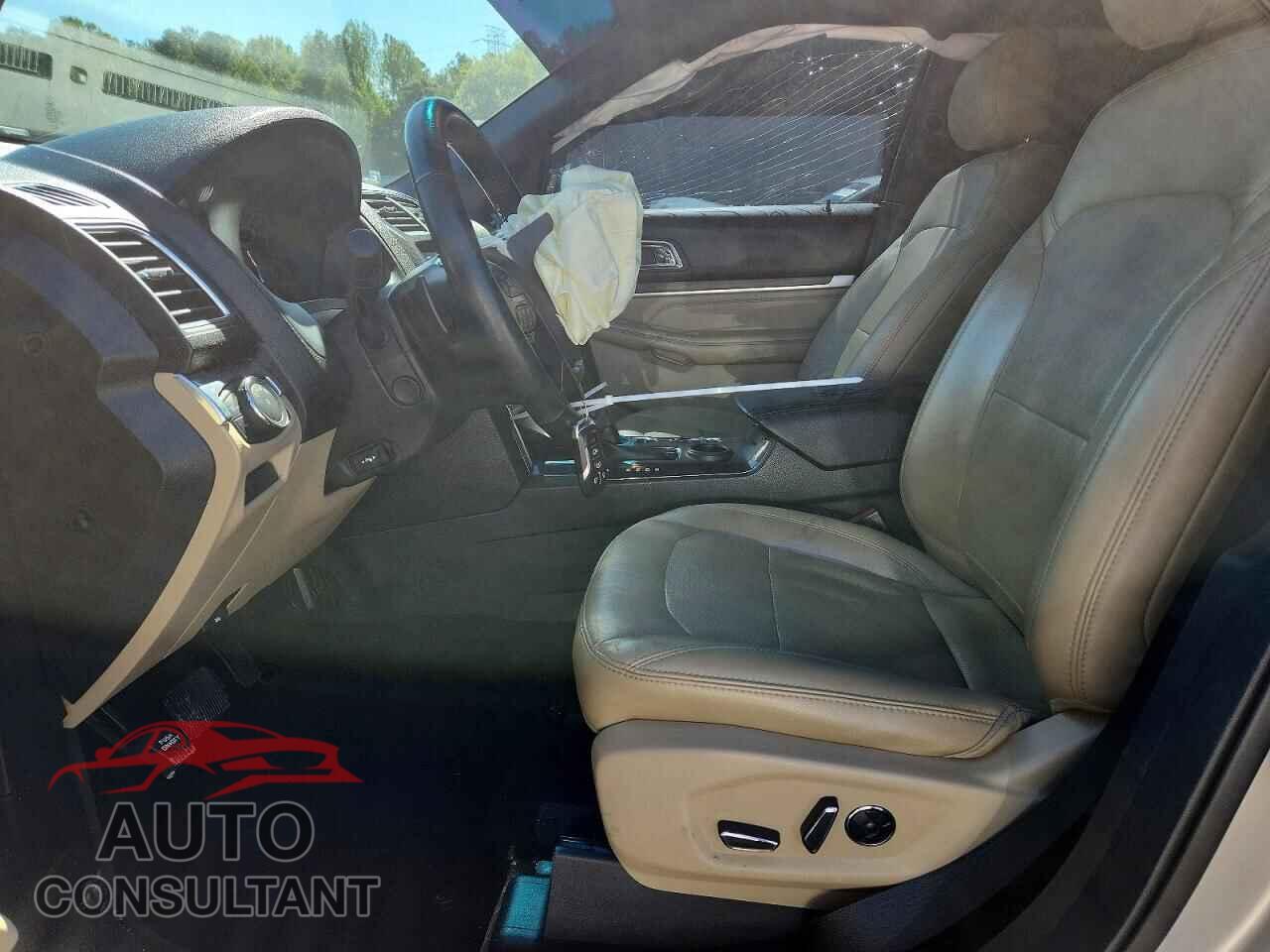 FORD EXPLORER 2017 - 1FM5K7FH2HGA84844