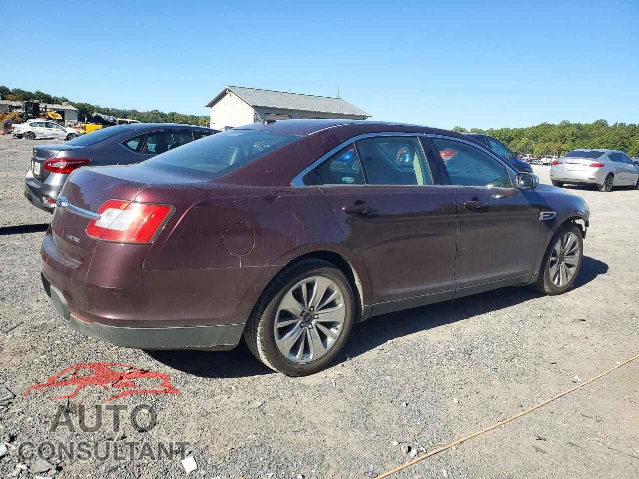 FORD TAURUS 2011 - 1FAHP2FW0BG103182