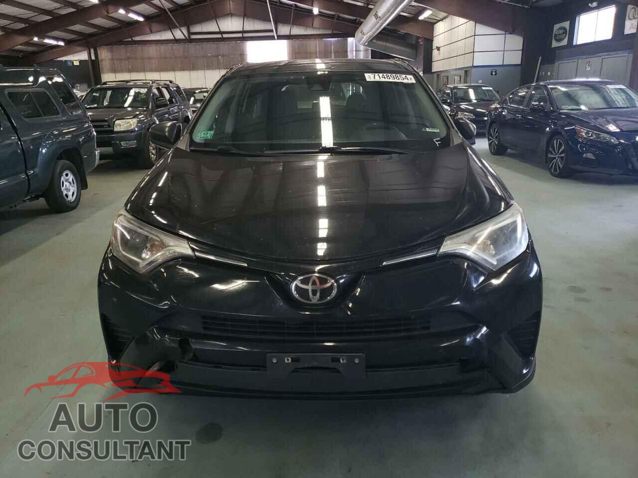 TOYOTA RAV4 2017 - 2T3BFREV4HW687457