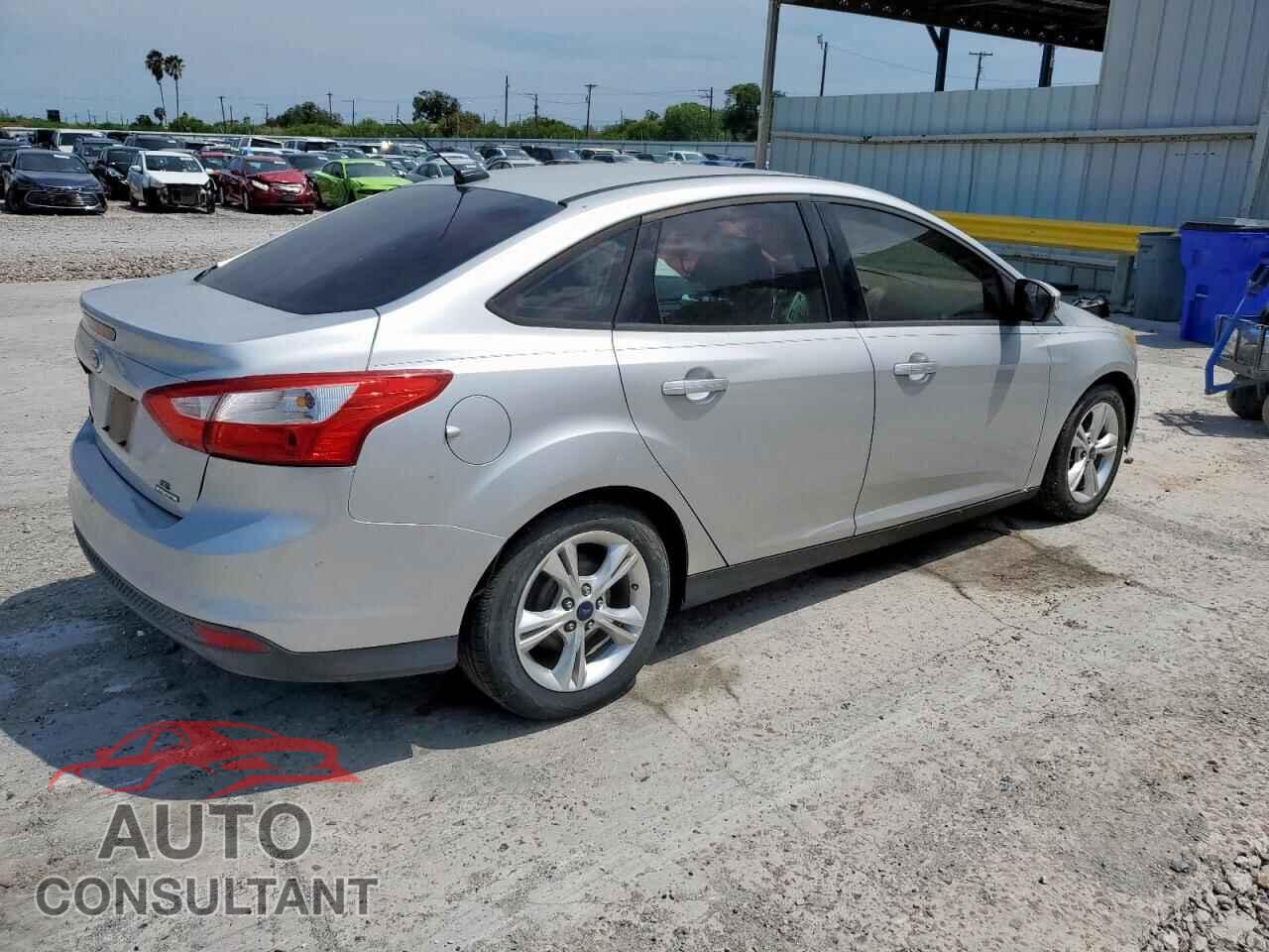 FORD FOCUS 2014 - 1FADP3F21EL123180