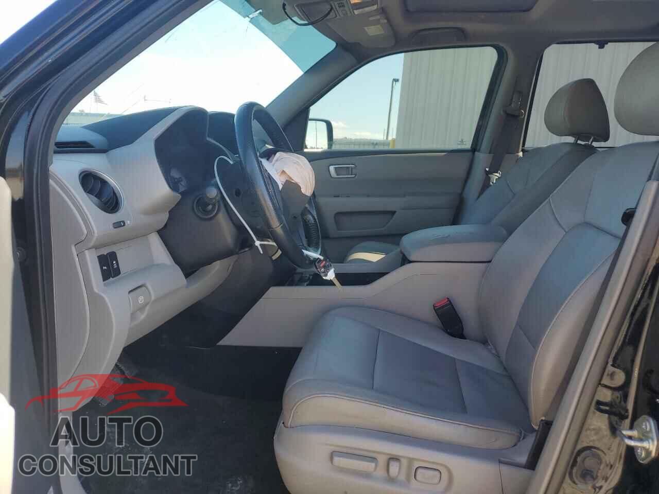 HONDA PILOT 2014 - 5FNYF3H90EB025527
