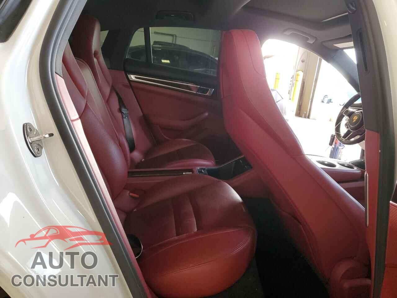 PORSCHE PANAMERA 2017 - WP0AA2A76HL102793