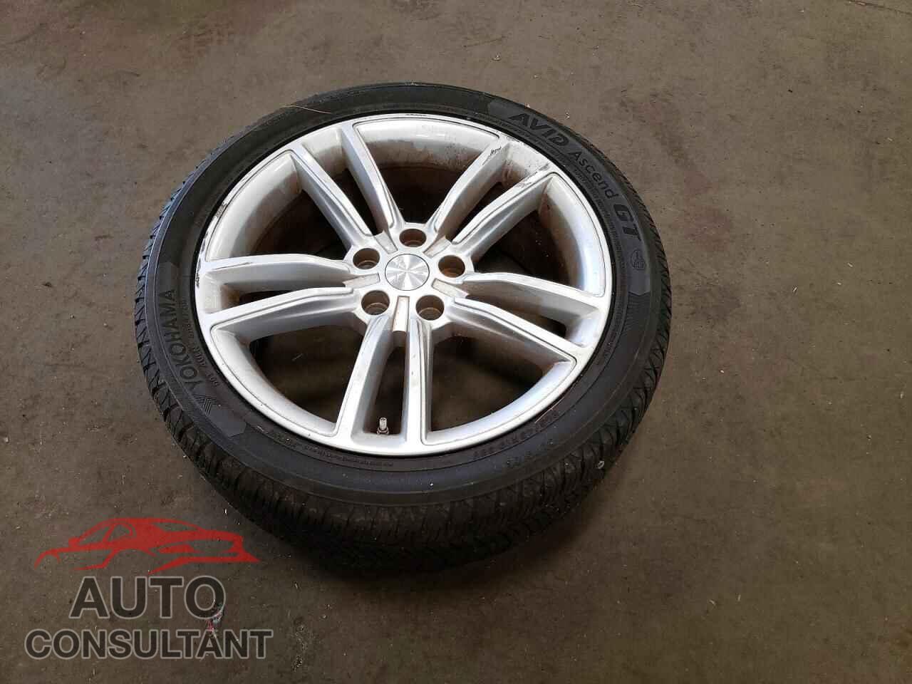 TESLA MODEL S 2015 - 5YJSA1H23FF083399