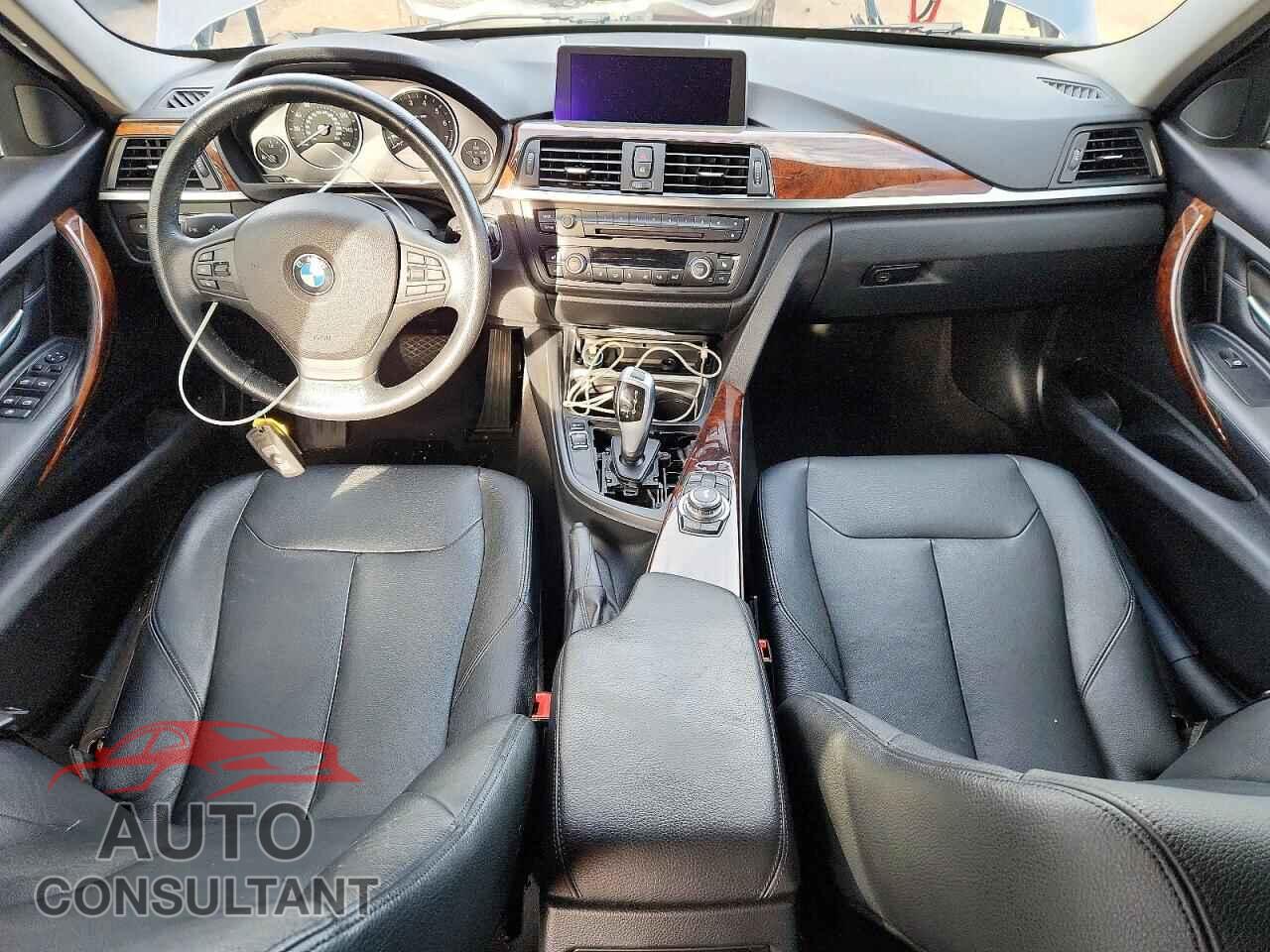 BMW 3 SERIES 2013 - WBA3B5C53DF594076
