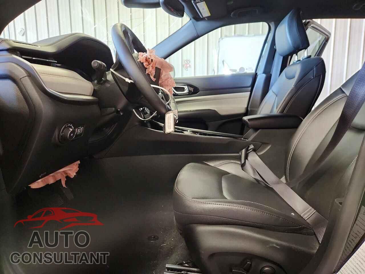 JEEP COMPASS 2026 - 3C4NJDCN0TT207352