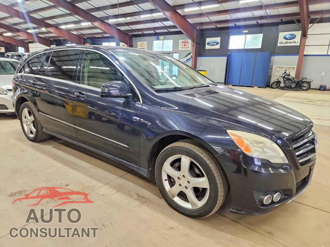 MERCEDES-BENZ R-CLASS 2011 - 4JGCB6FE5BA113237