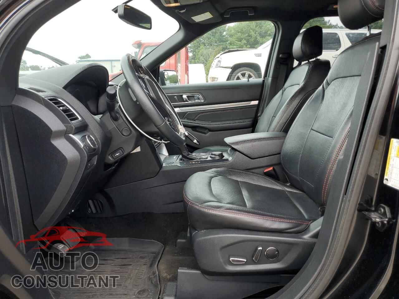 FORD EXPLORER 2017 - 1FM5K8GT1HGD73660