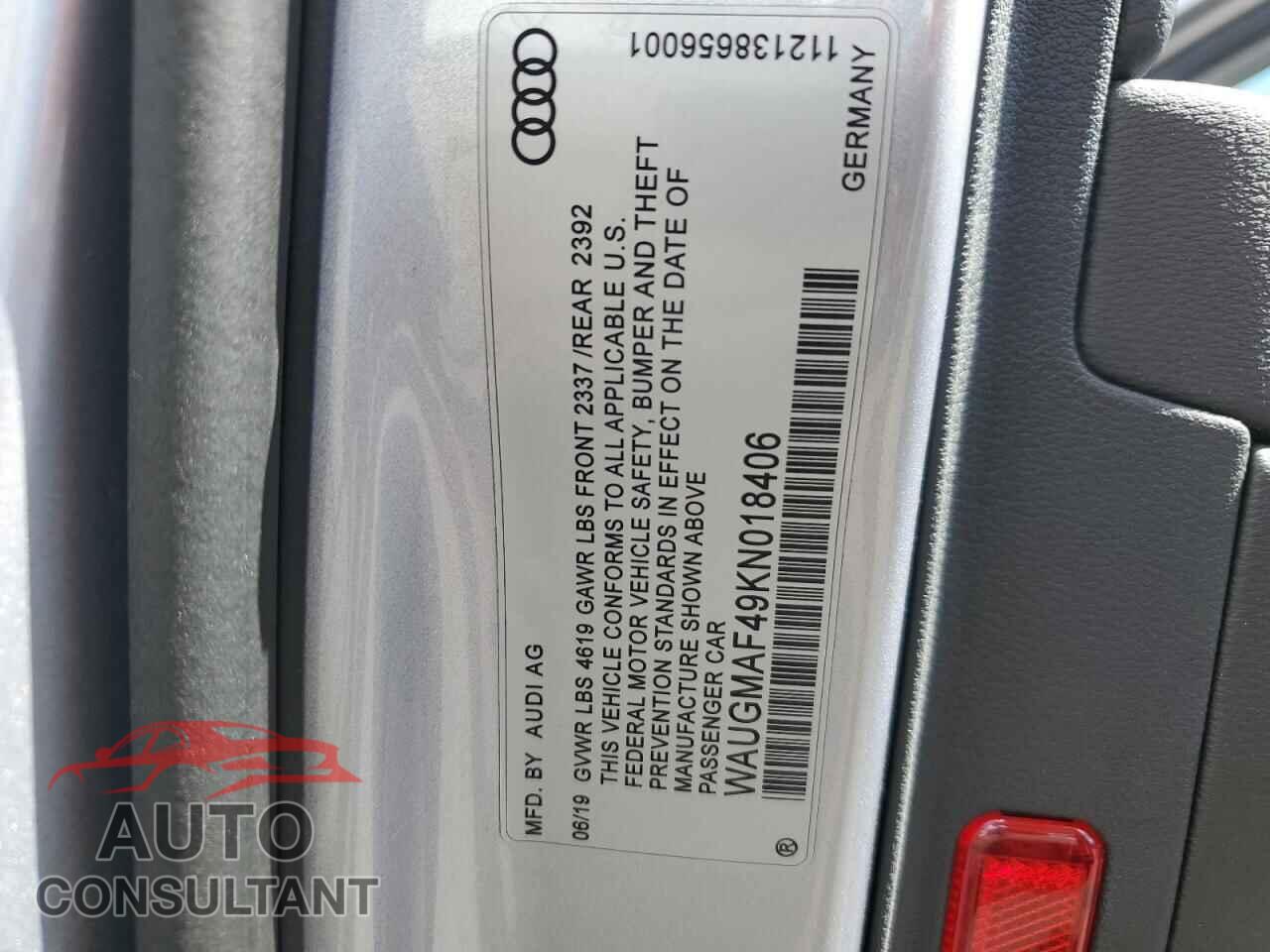 AUDI A4 2019 - WAUGMAF49KN018406