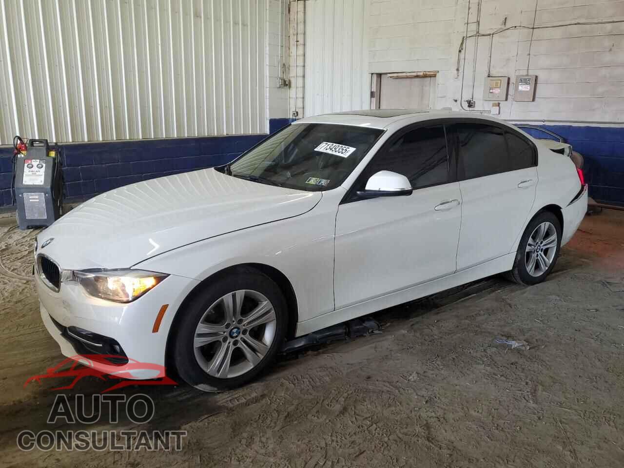BMW 3 SERIES 2016 - WBA8E3G51GNU05933