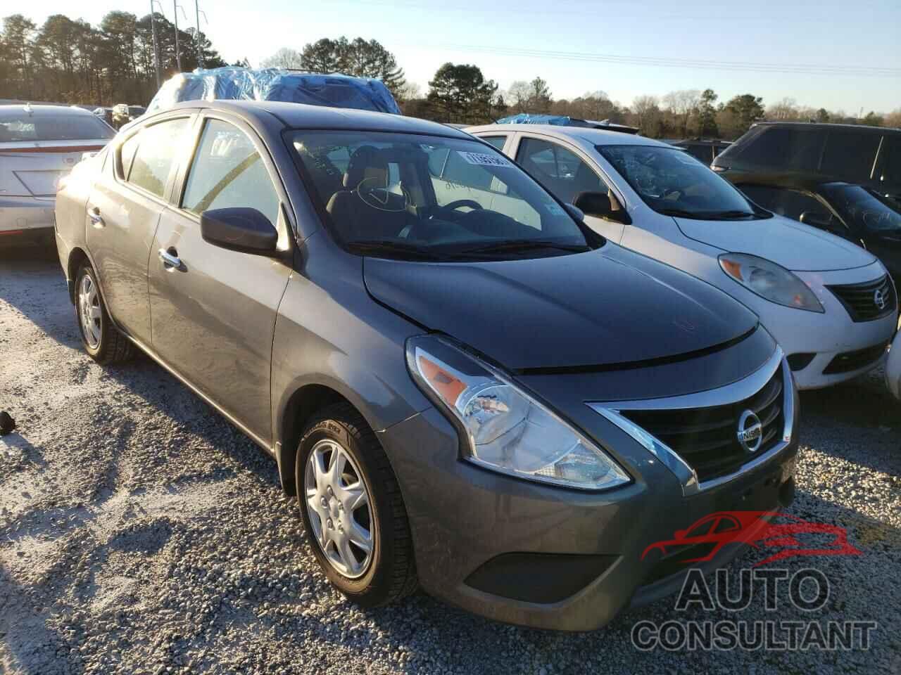 NISSAN VERSA 2018 - 3N1CN7AP5JL820827