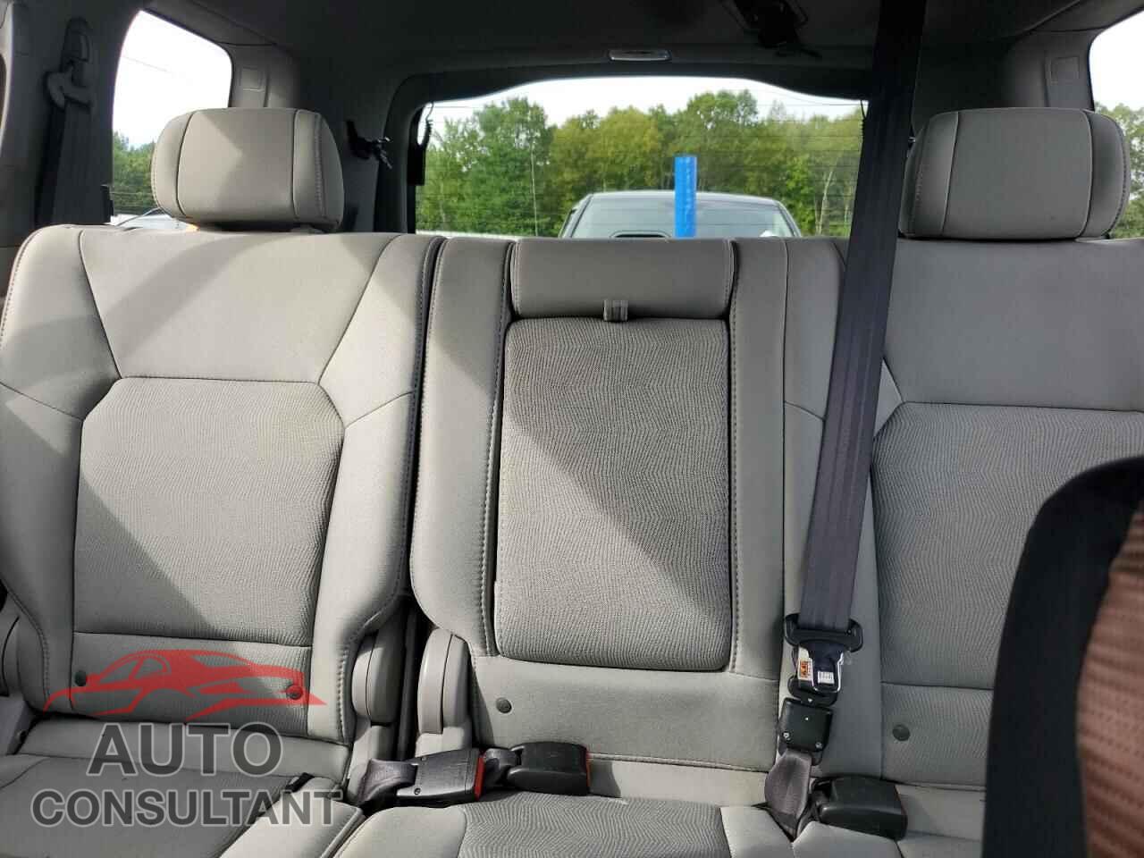 HONDA PILOT 2011 - 5FNYF4H22BB014050